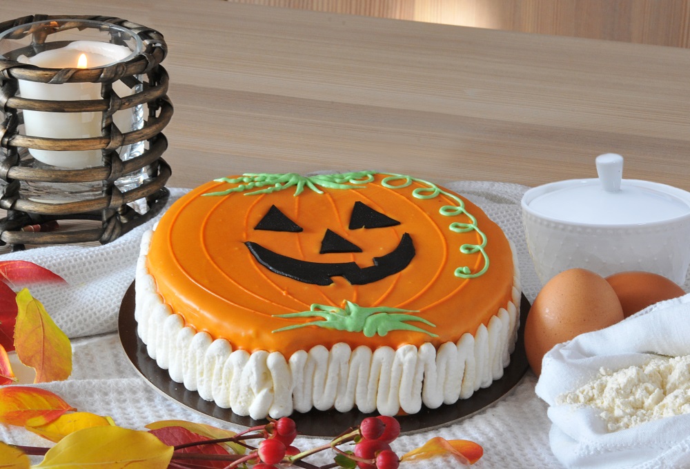 Torta Halloween ambientata 2